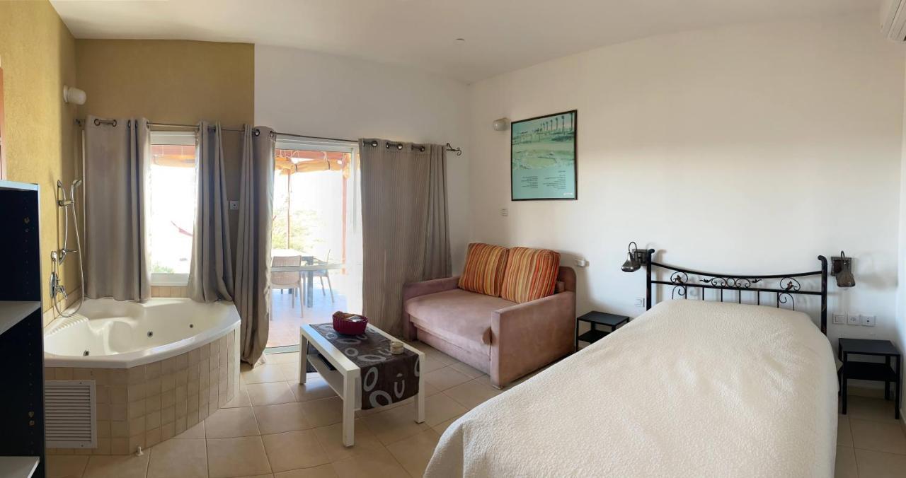 Desert Fantasy Villa Be'er Milka Eksteriør billede